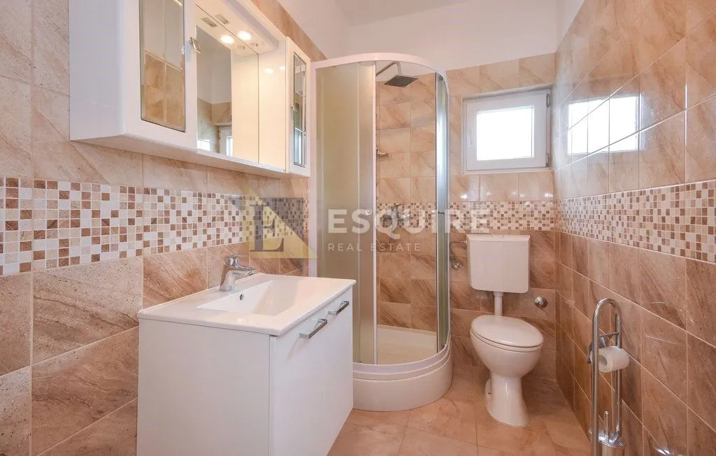 čiovo - slatine villa u prvom redu do mora - slika 15