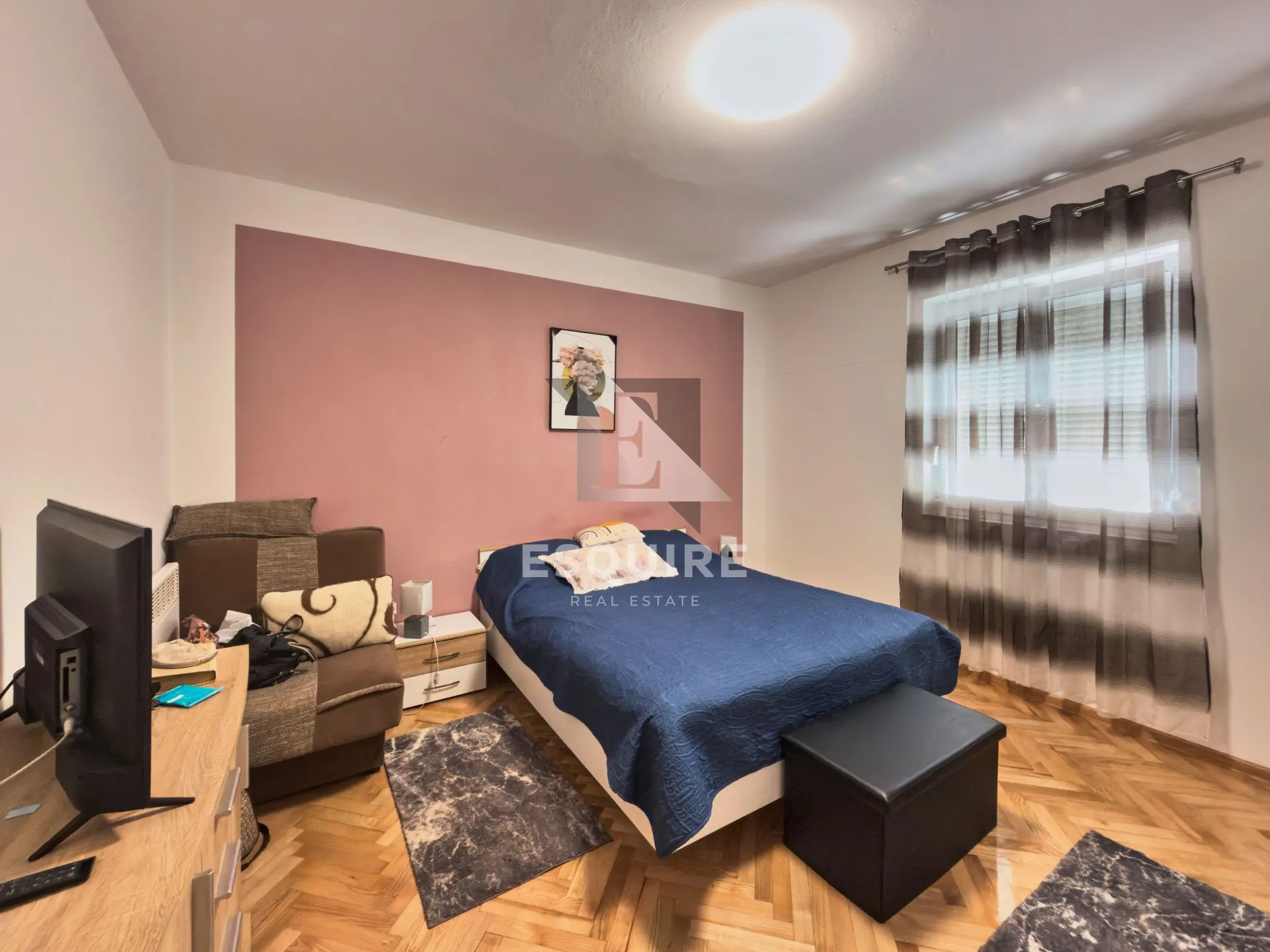 višnjik - dvosoban stan za najam od 01.09.-15.07. - 70m2 - slika 8