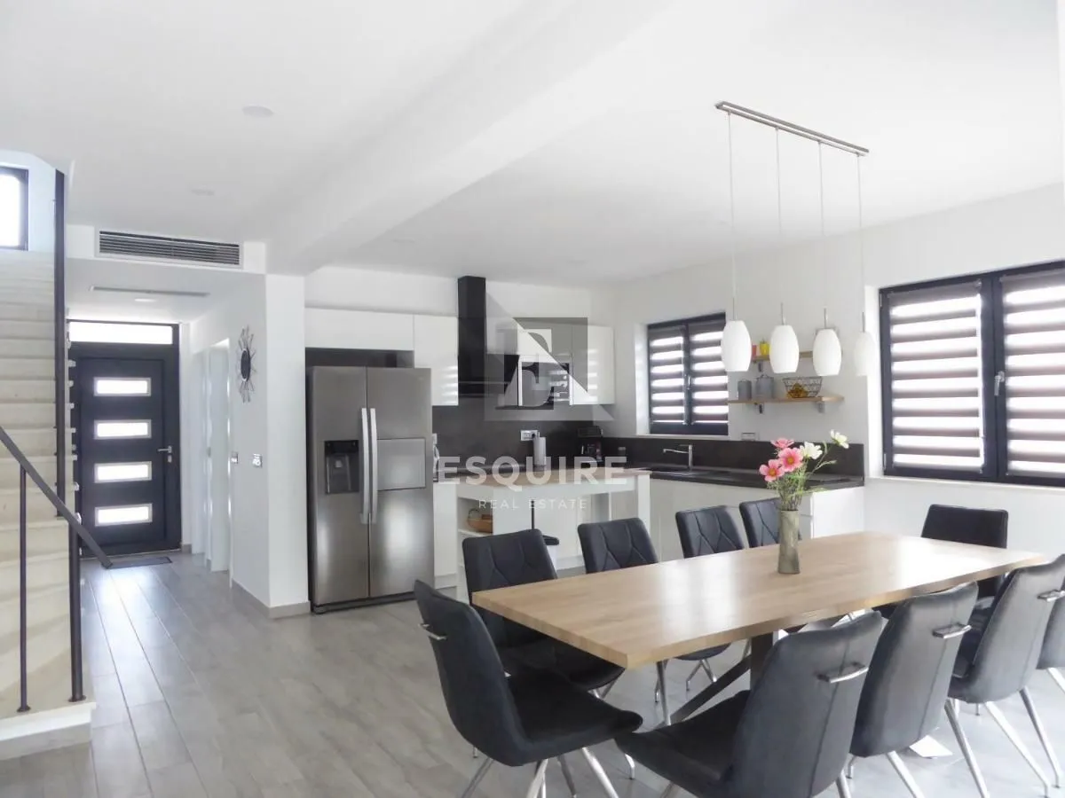 rovanjska - vila katnica s bazenom i velikim vrtom u blizini mora - 270m2 - slika 8