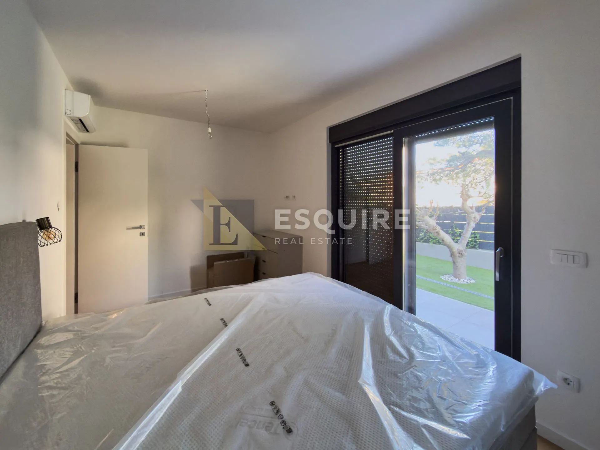 zadar - diklovac - trosoban namješten stan s vrtom i krovnom terasom - 141m2 - slika 6