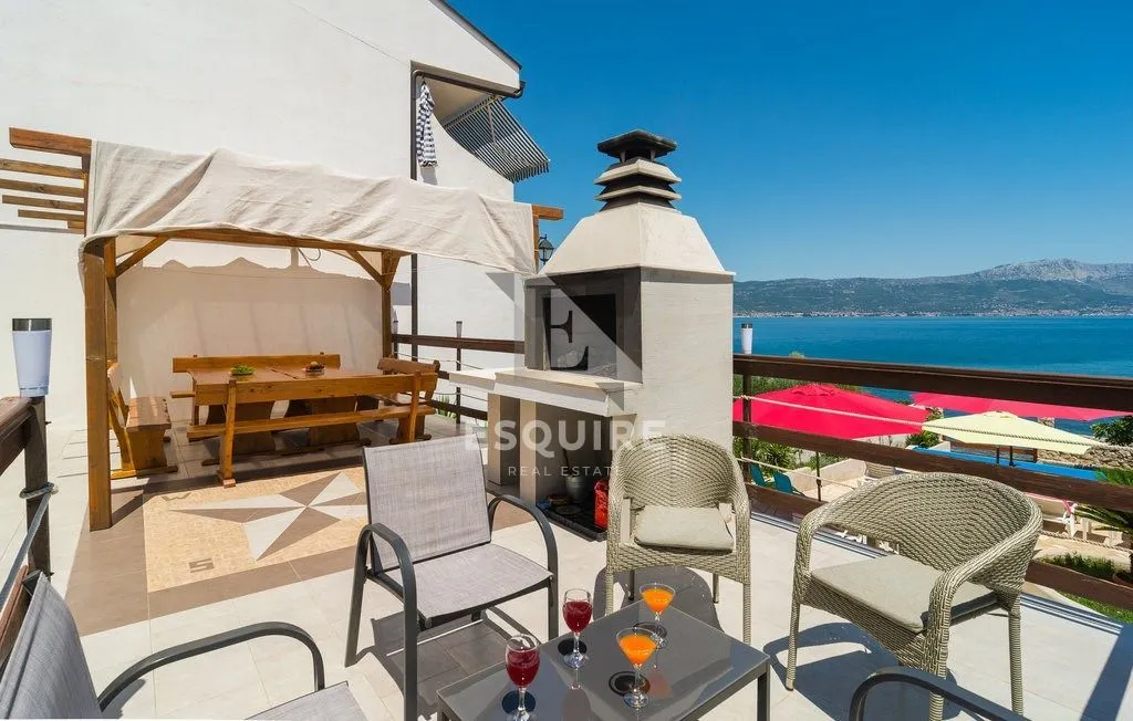 čiovo - slatine villa u prvom redu do mora - slika 16