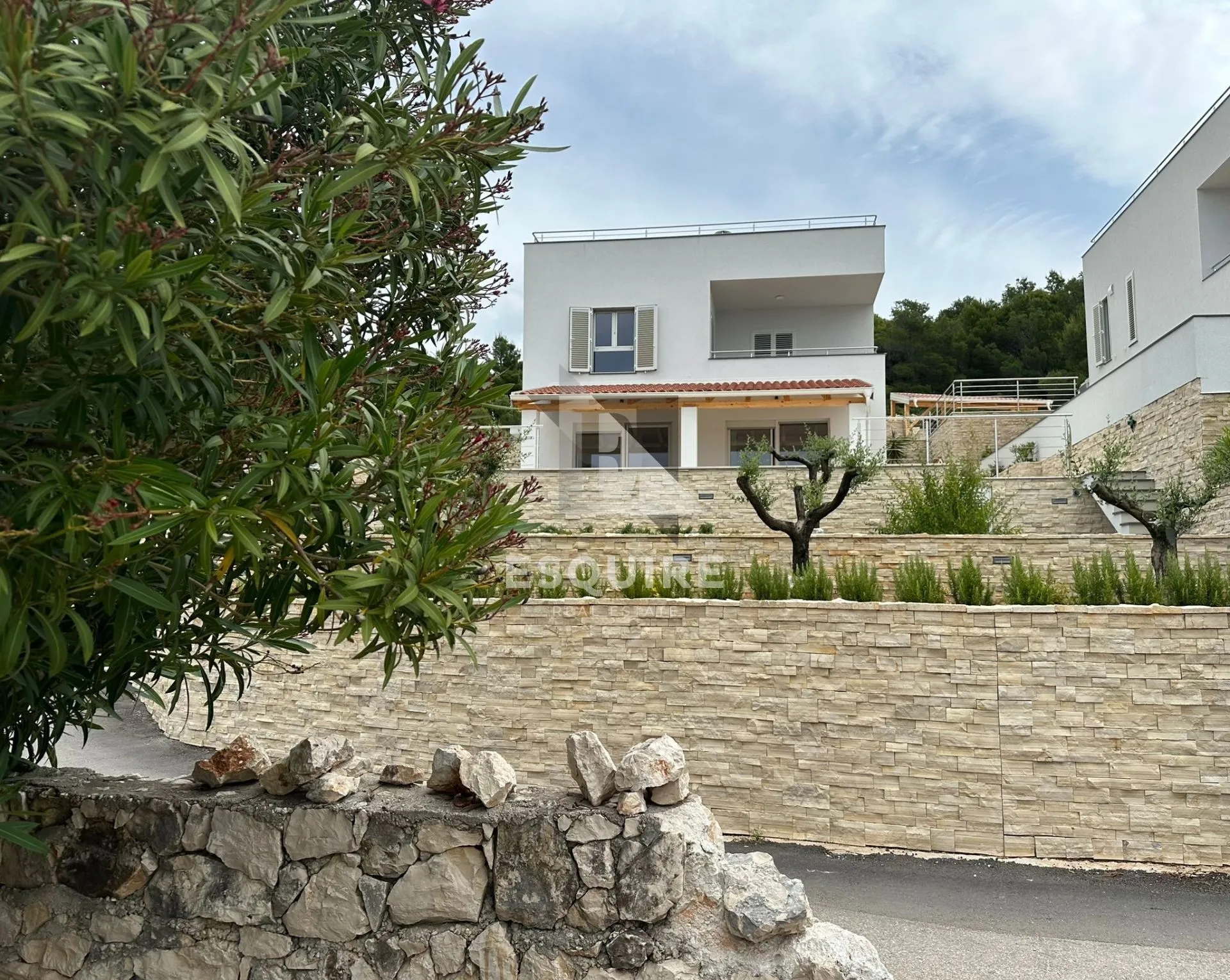 rogoznica - novoizgrađena villa s bazenom i predivni pogledom - slika 6