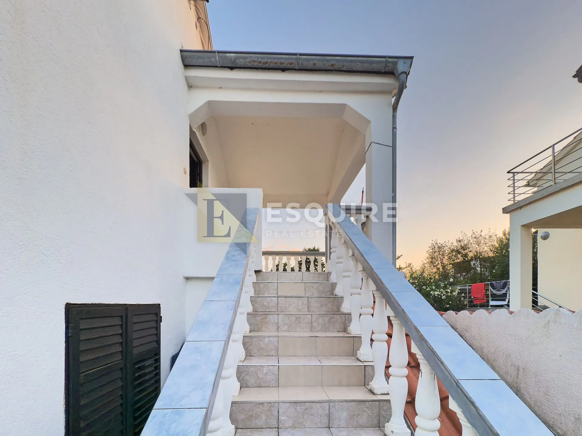 privlaka-sabunike, dvojna kuća s dva apartmana – 700 m od pješčane plaže!! - slika 21