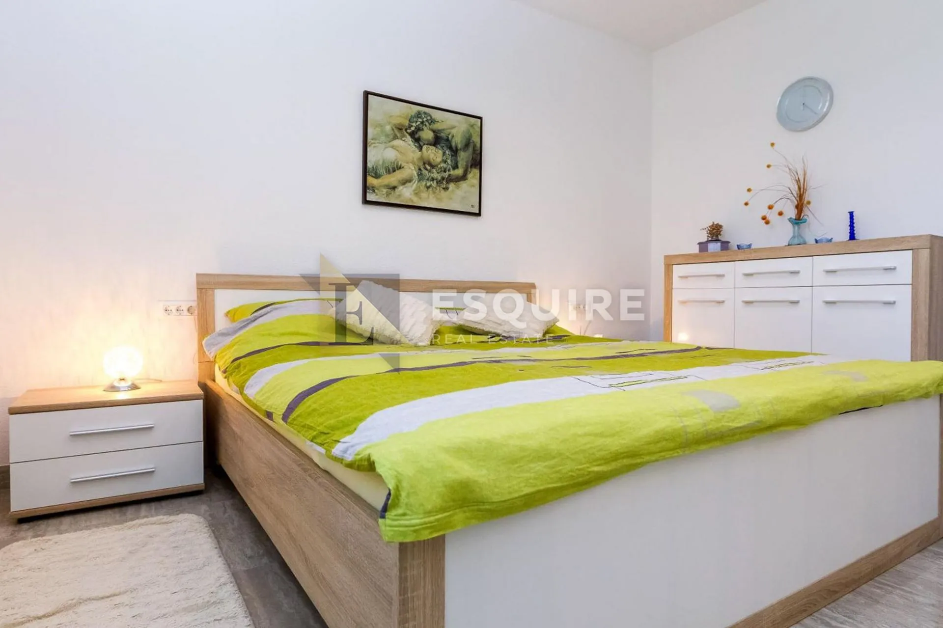 sukošan - kuća sa tri stana ukupne stambene površine - 345m2 - slika 8