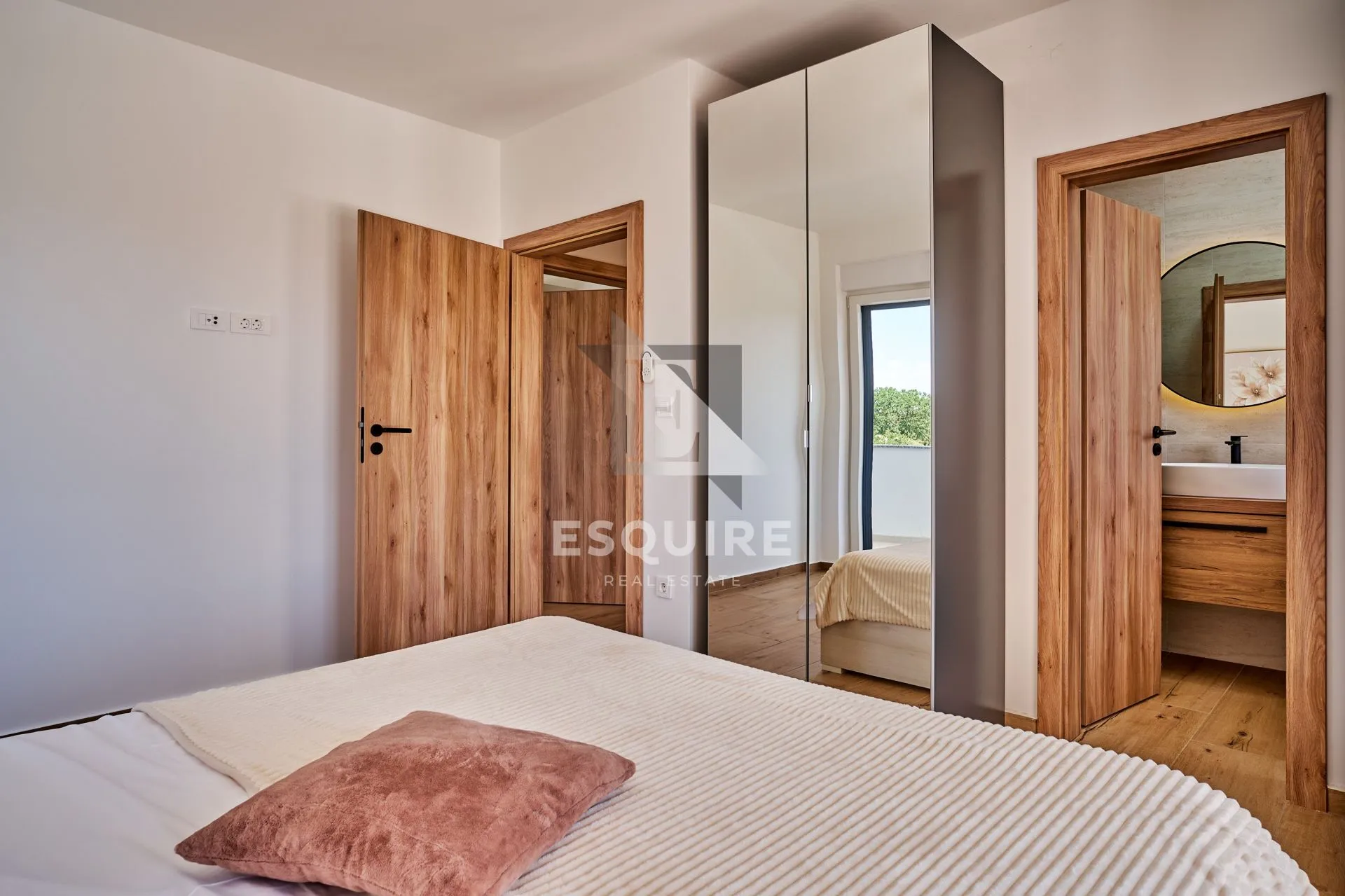 nin - žerava - moderna trosobna vila s bazenom - 188m2 - slika 30