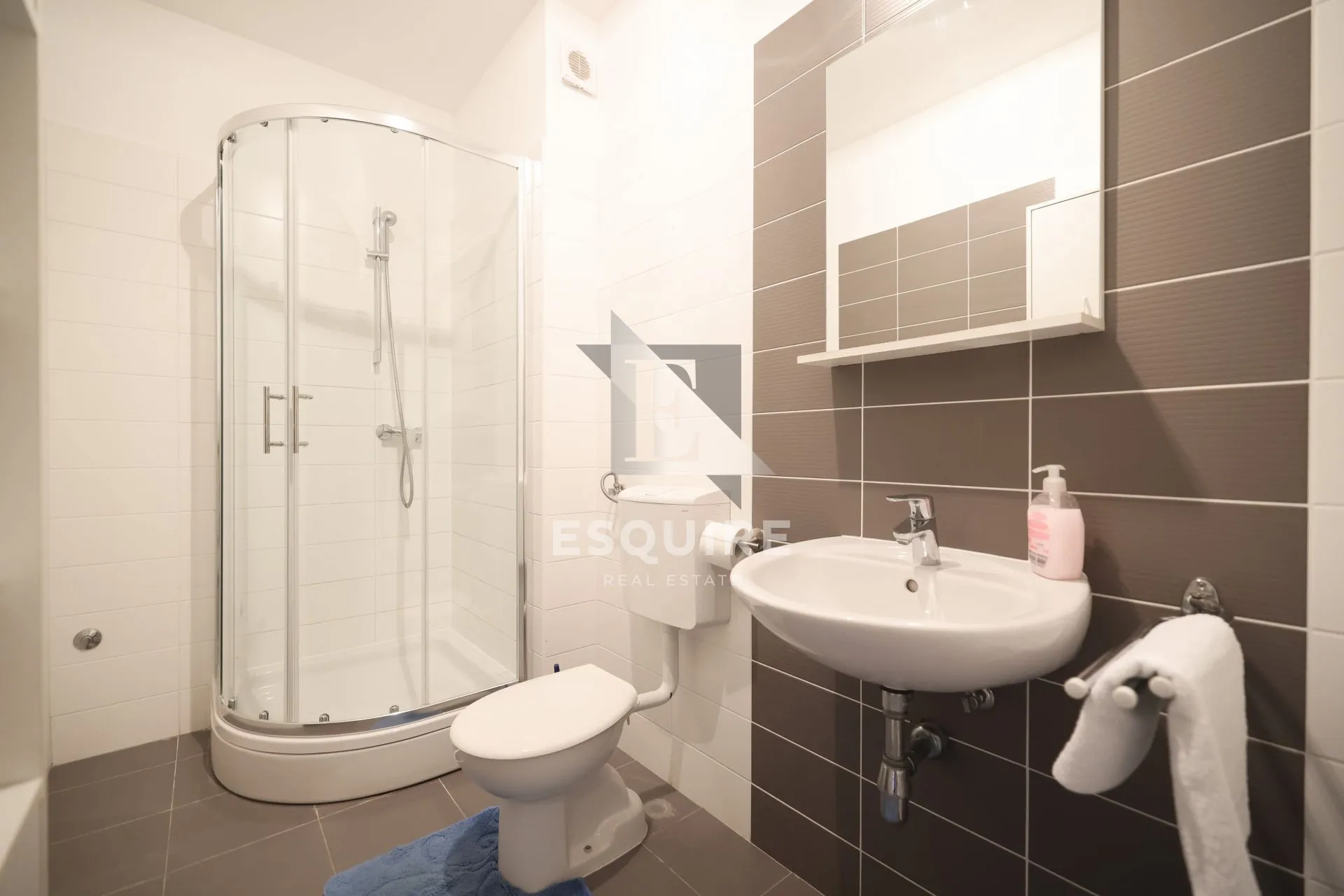 zaton - nin dvoetažni namješten apartman 135,37 m² - 250 m od mora! - slika 24