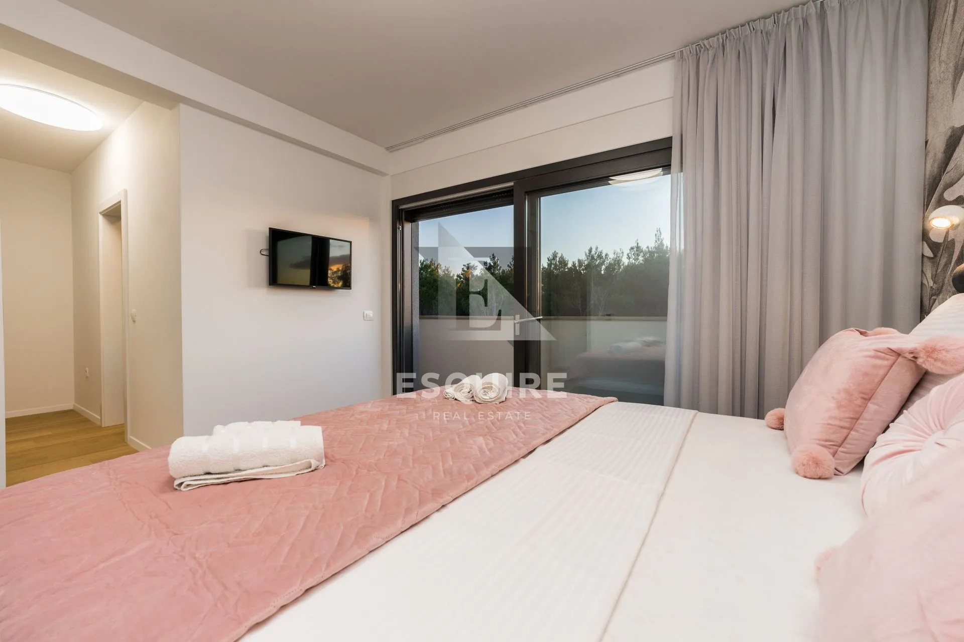 zaton – luksuzna vila s bazenom 100 m od mora!! - slika 21