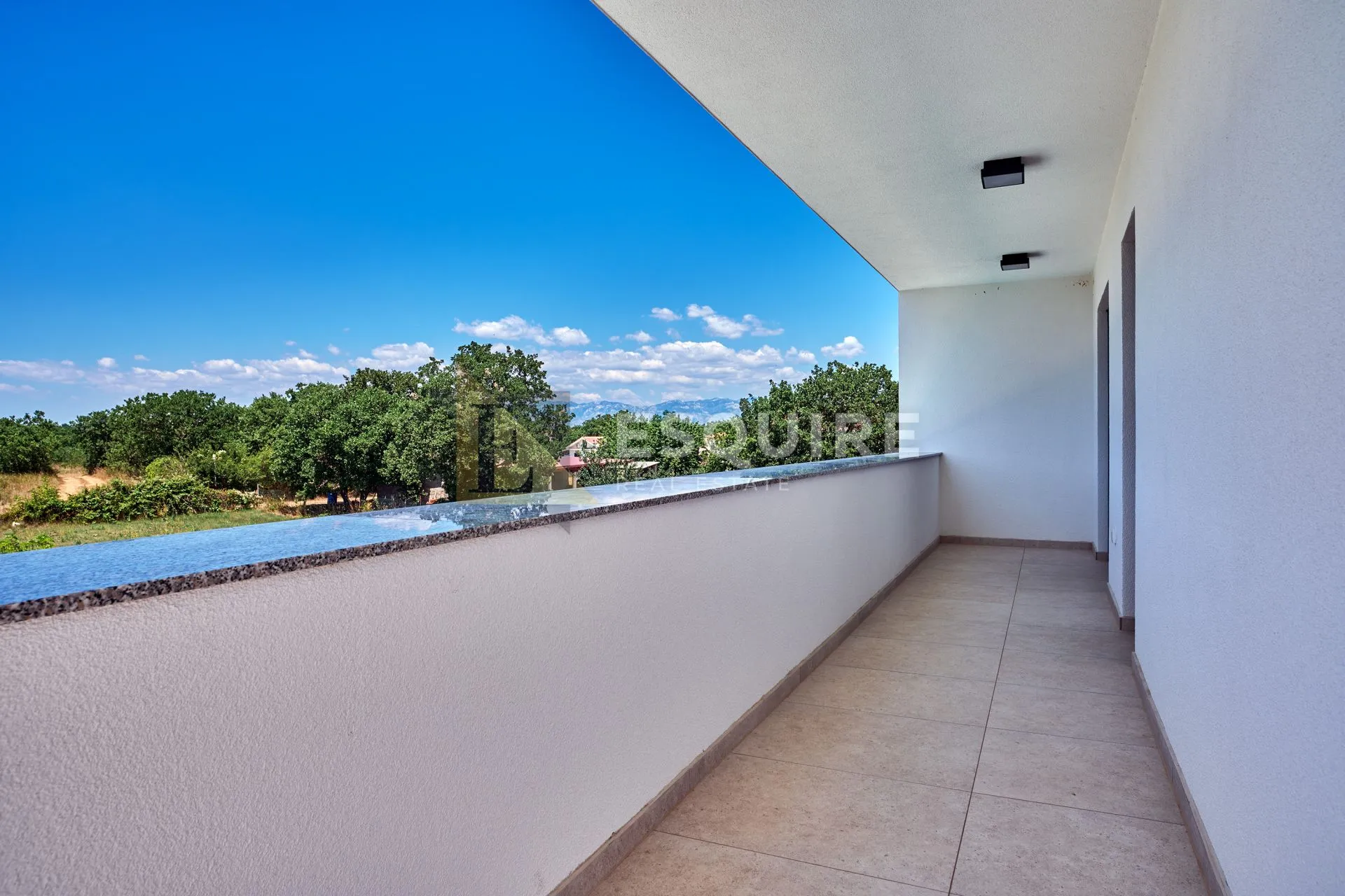 nin - žerava - moderna trosobna vila s bazenom - 188m2 - slika 31