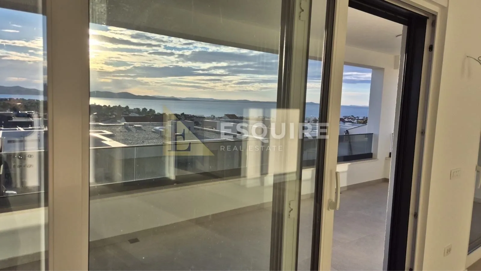 diklovac - luksuzan trosoban penthouse, garaža - 155m2 - slika 6