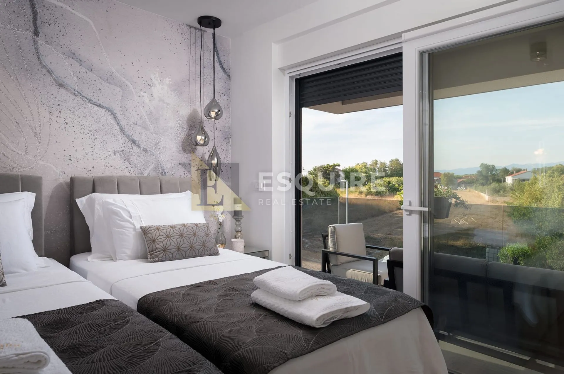 zadar - zaton - predivna moderna vila sa bazenom - slika 50