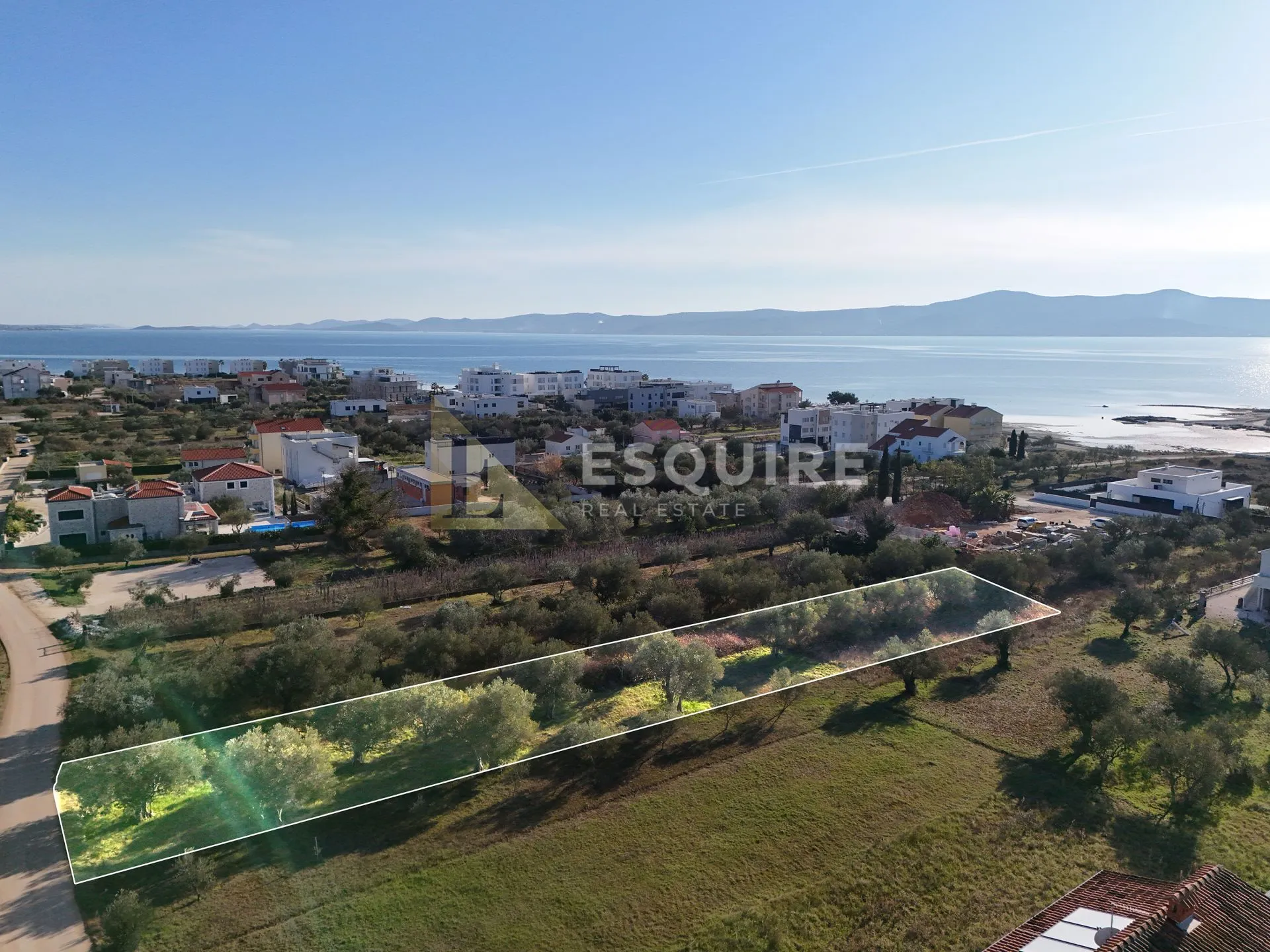 sukošan - građevinsko zemljište 200m od mora - 815m2 - slika 2
