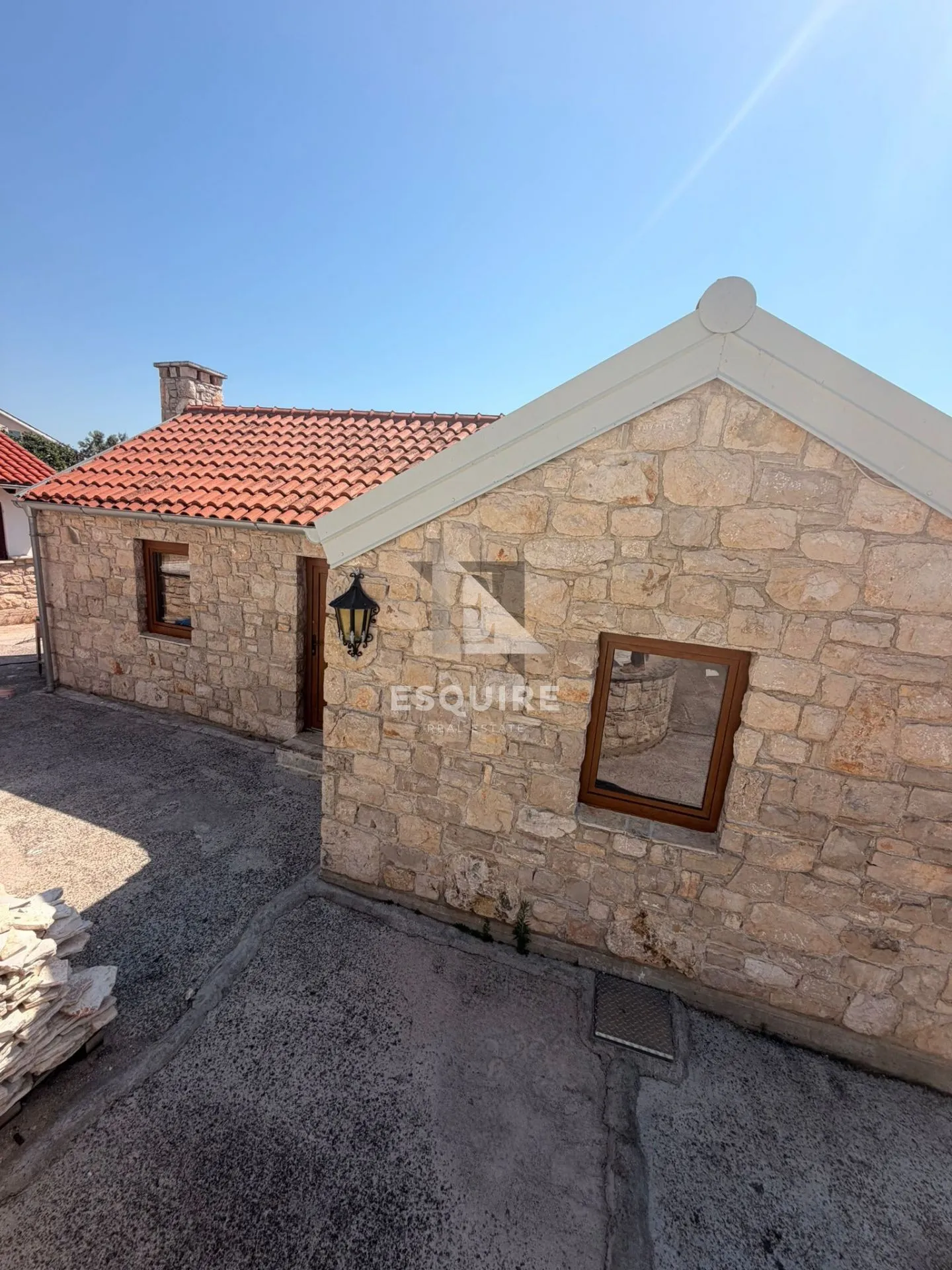 donja jagodnja - apartmanska kuća s bazenom - 540m2 - slika 8