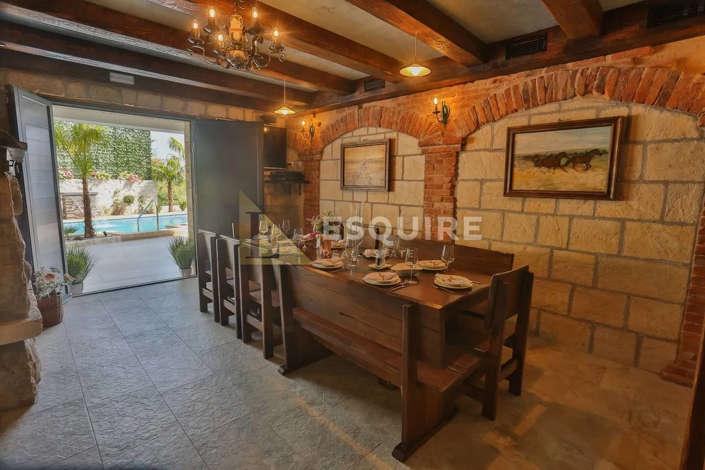 luksuzna vila s bazenom, okolica splita - slika 27