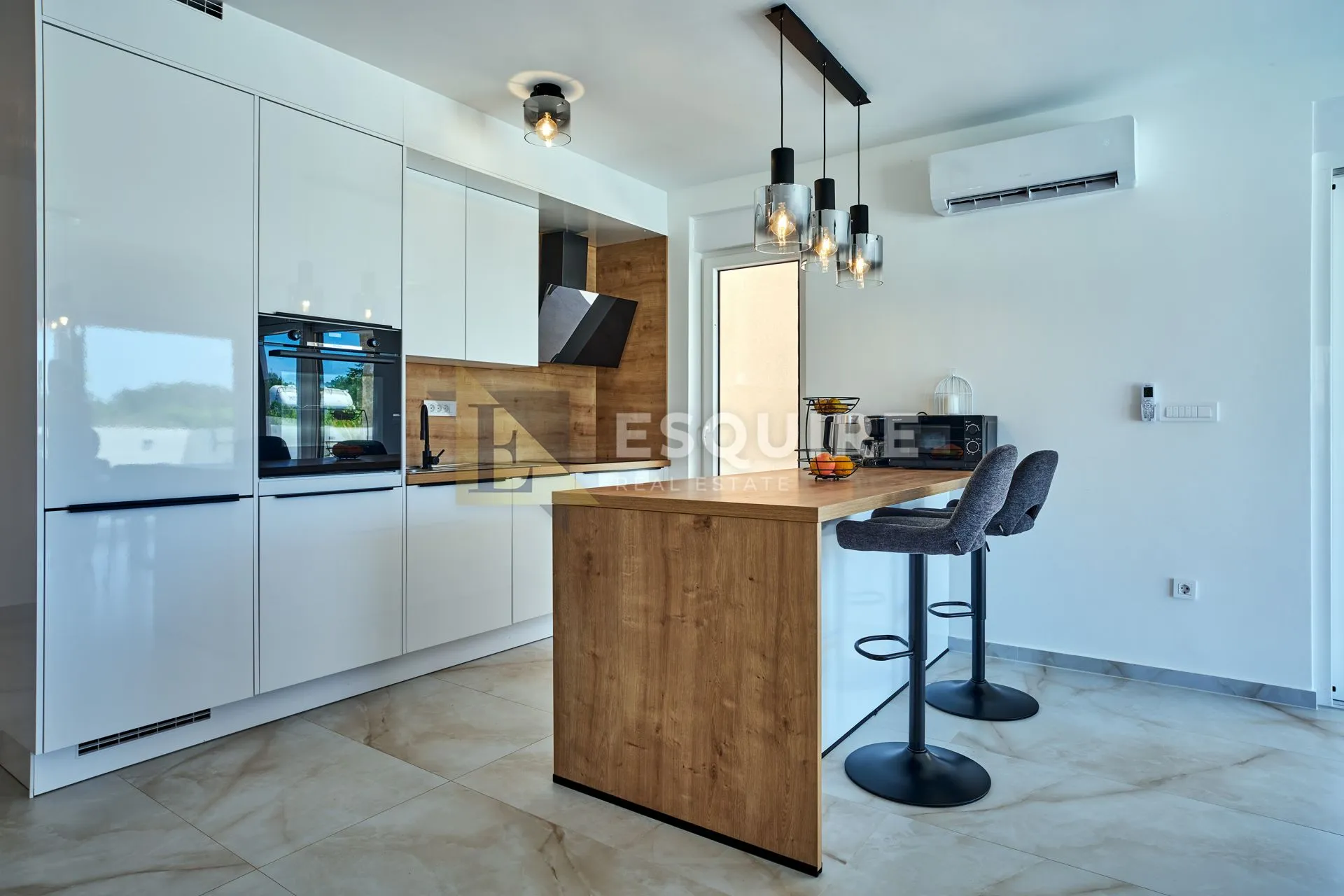 nin - žerava - moderna trosobna vila s bazenom - 188m2 - slika 21