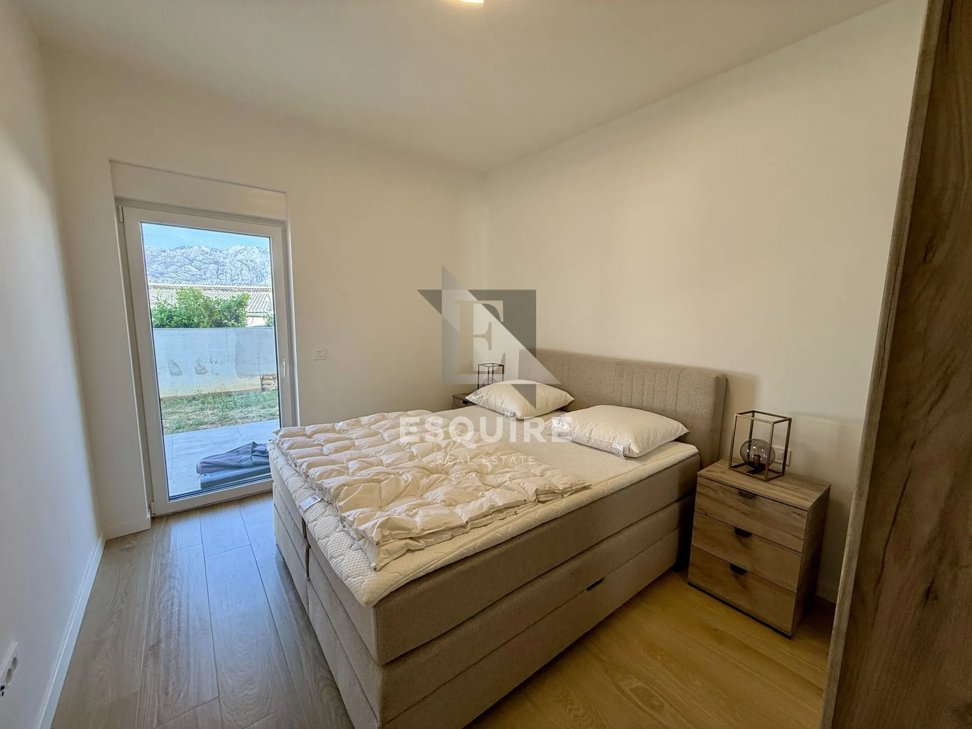 vinjerac – prostrani namješten dvosobni apartman s vrtom!! - slika 13