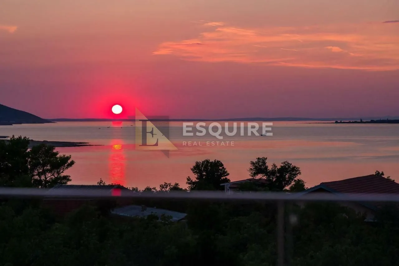 rovanjska - vila katnica s bazenom i velikim vrtom u blizini mora - 270m2 - slika 32