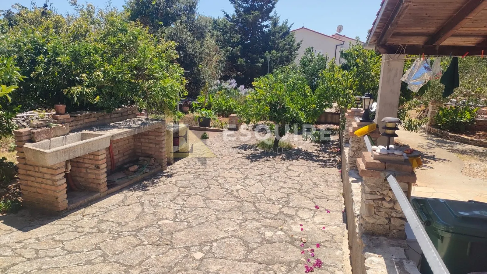 dugi otok - verunić kuća sa dvije stambene jedinice - 80m2 - slika 6
