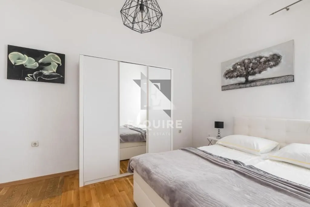 brač - sutivan - kuća sa dvije stambene jedinice i bazenom - 425m2 - slika 9