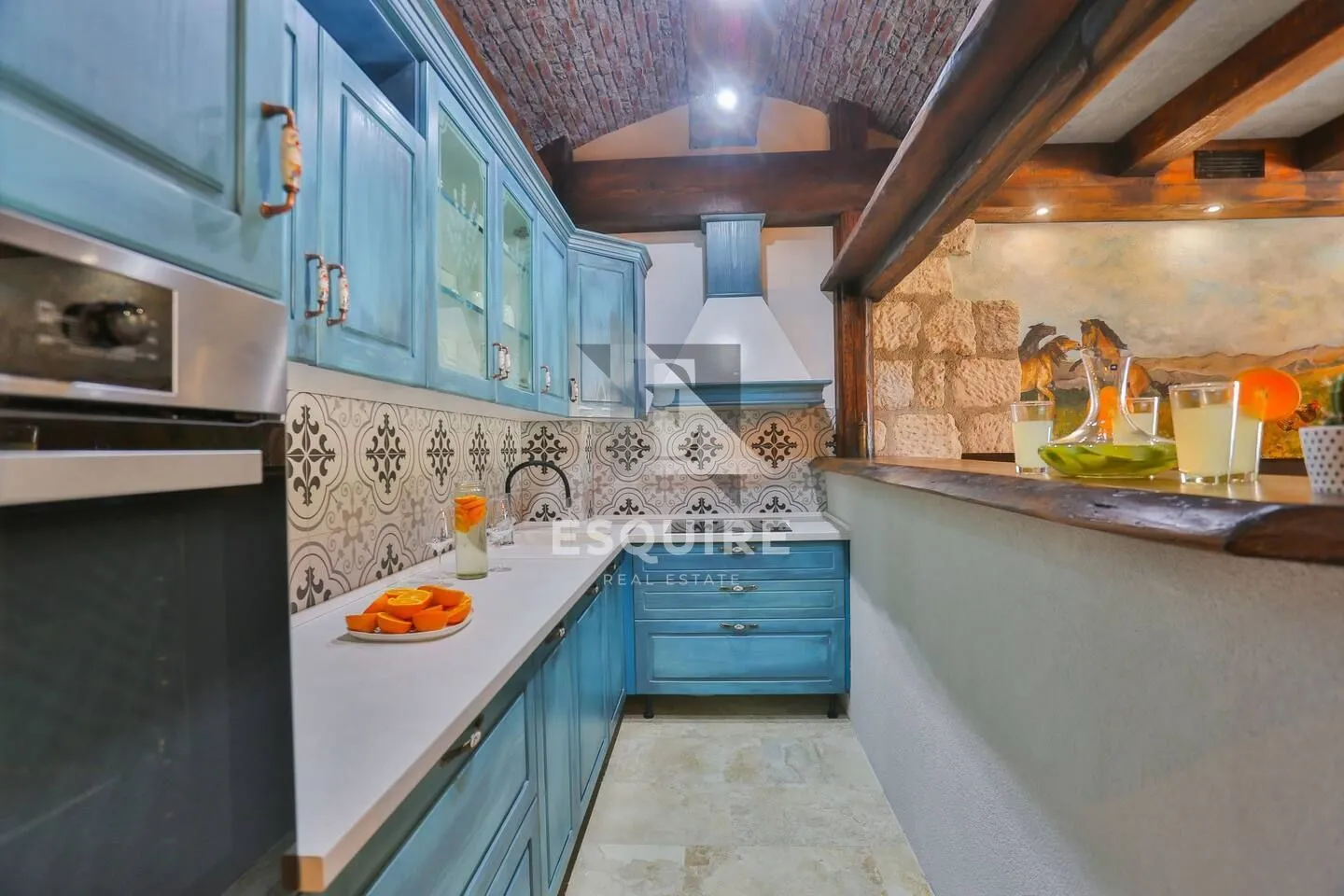luksuzna vila s bazenom, okolica splita - slika 33