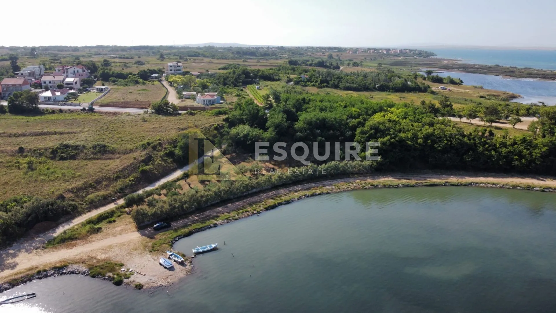 nin - ekskluzivna vila - prvi red uz pješćanu plažu - slika 10