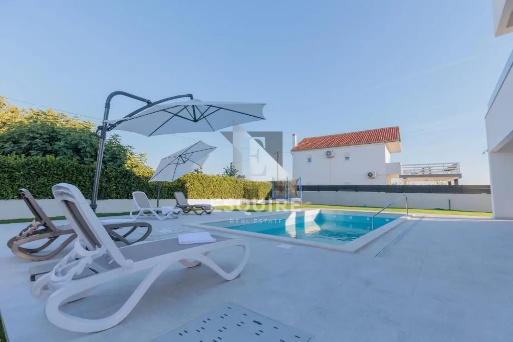 vrsi - moderna vila od 170 m2 s bazenom!! - slika 10