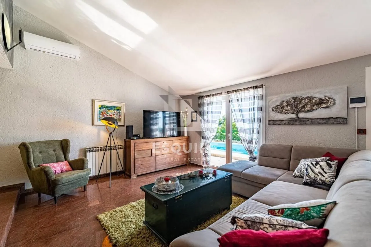zadar - kuća sa bazenom i pogledom na terenu od 1200m2 - slika 26