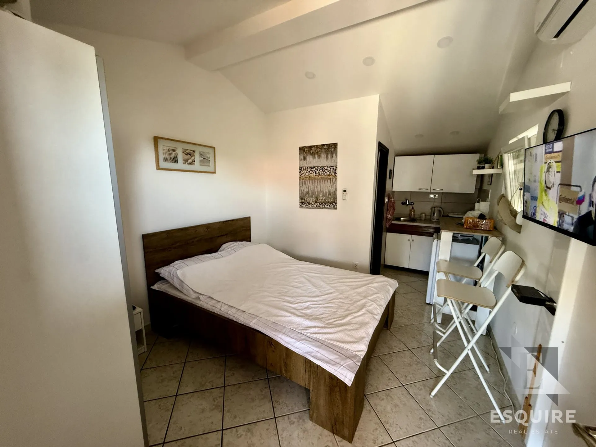 privlaka – škrapavac, namještena kuća s tri stana, 500 m od mora - slika 26
