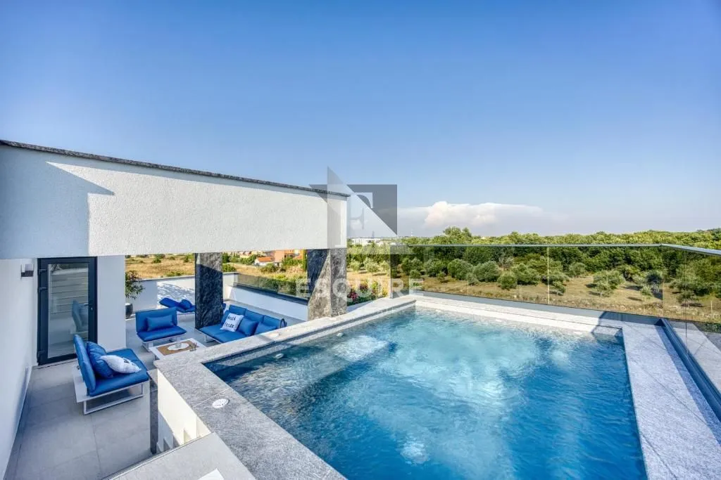 zaton - luksuzna četverosobna vila, 2 bazena - 234m2 - slika 37