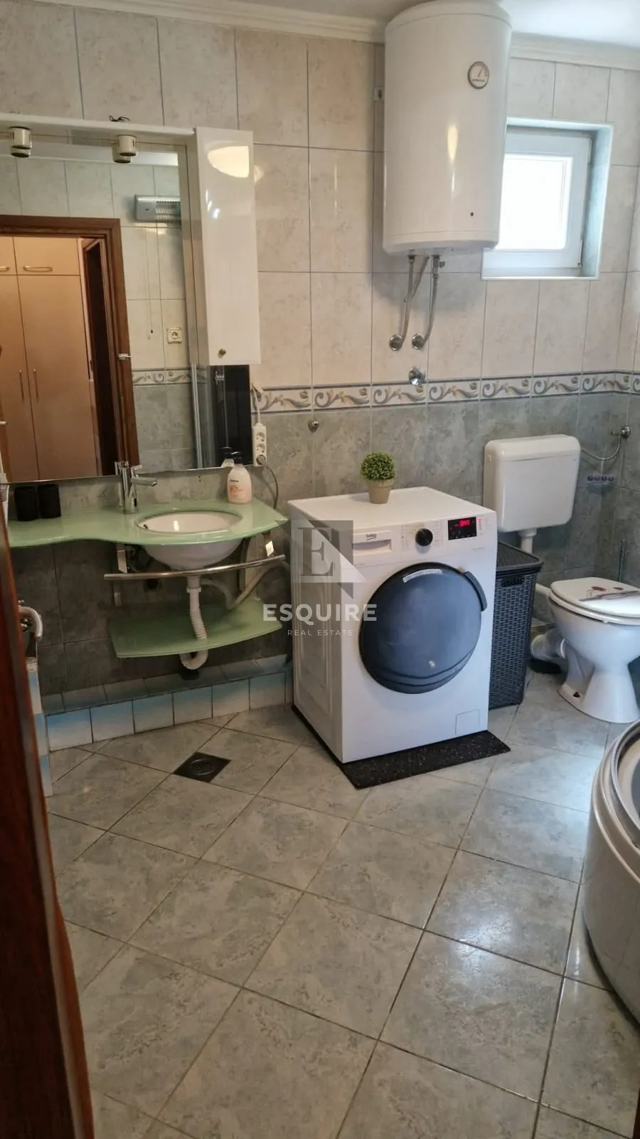 bili brig - trosoban stan u suterenu - 87m2 - slika 6