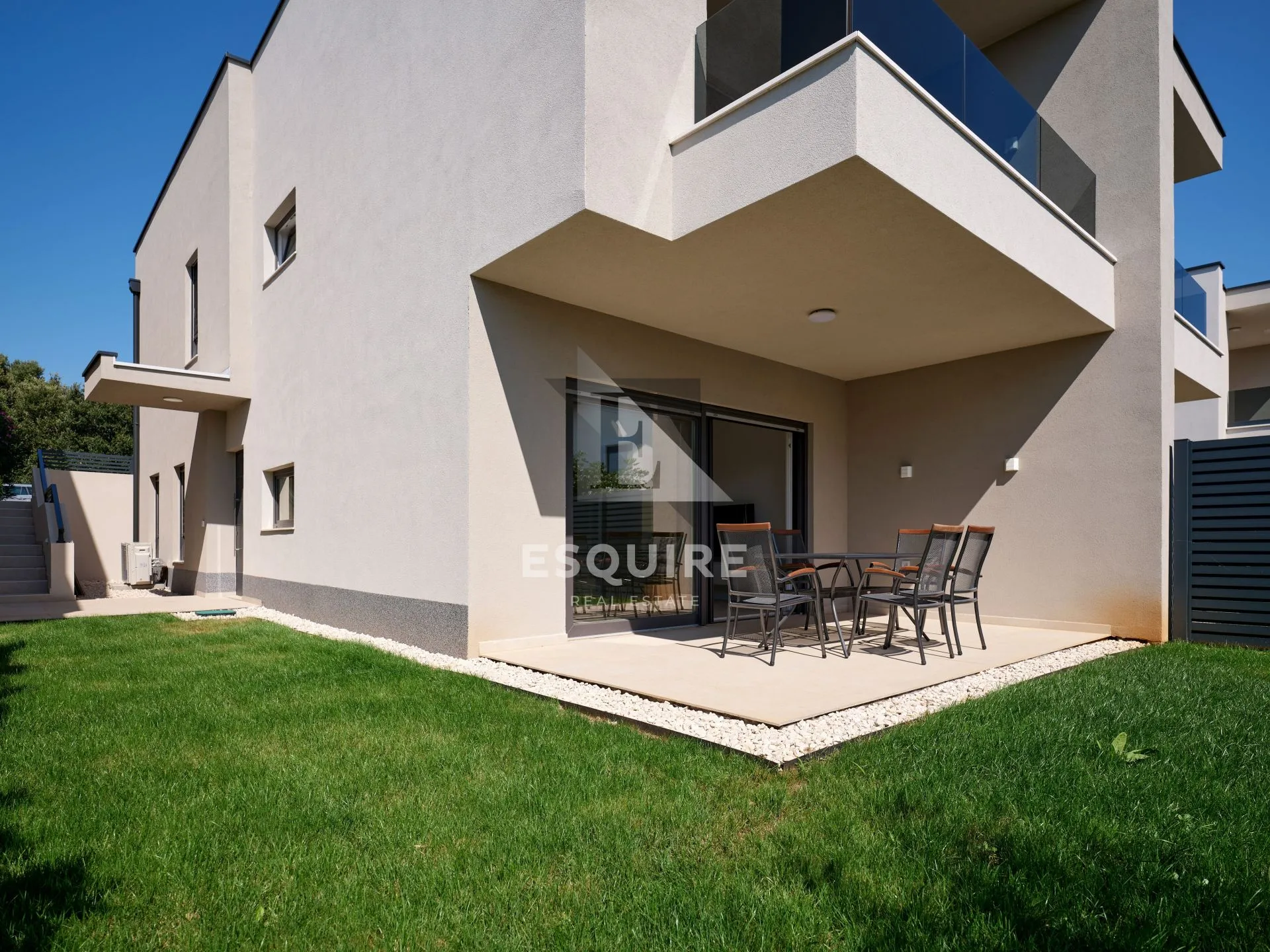 kožino - dvosoban apartman s1 s vrtom, potpuno opremljeno i namješteno - 84m2 - slika 15