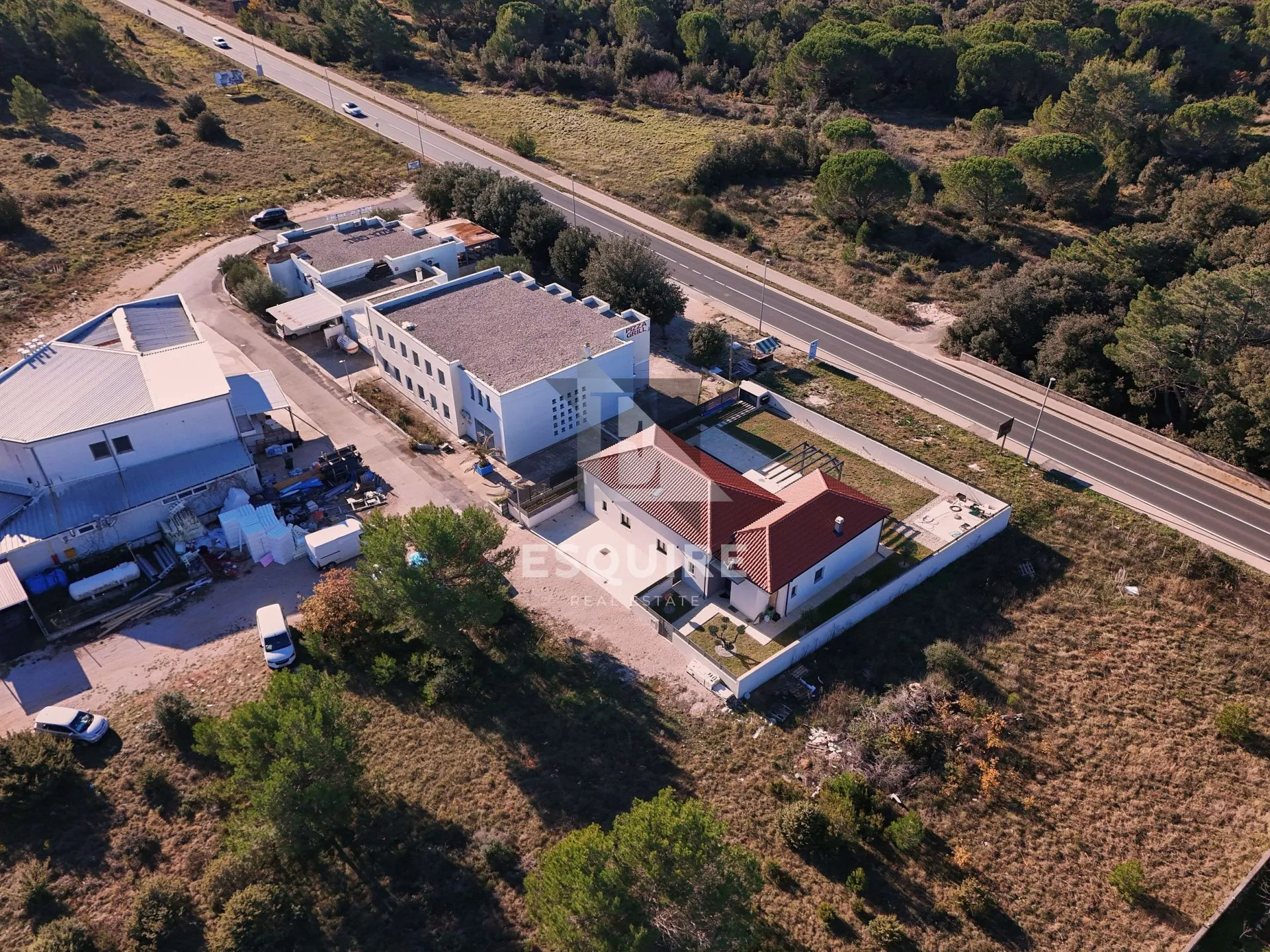 zaton - dvije poslovno stambene zgrade - 1200m2 - slika 32