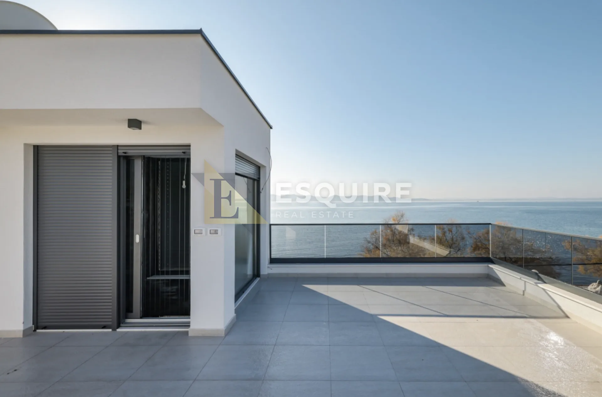 zadar - diklo - četverosobna vila 1. red do mora - 150m2 - slika 37
