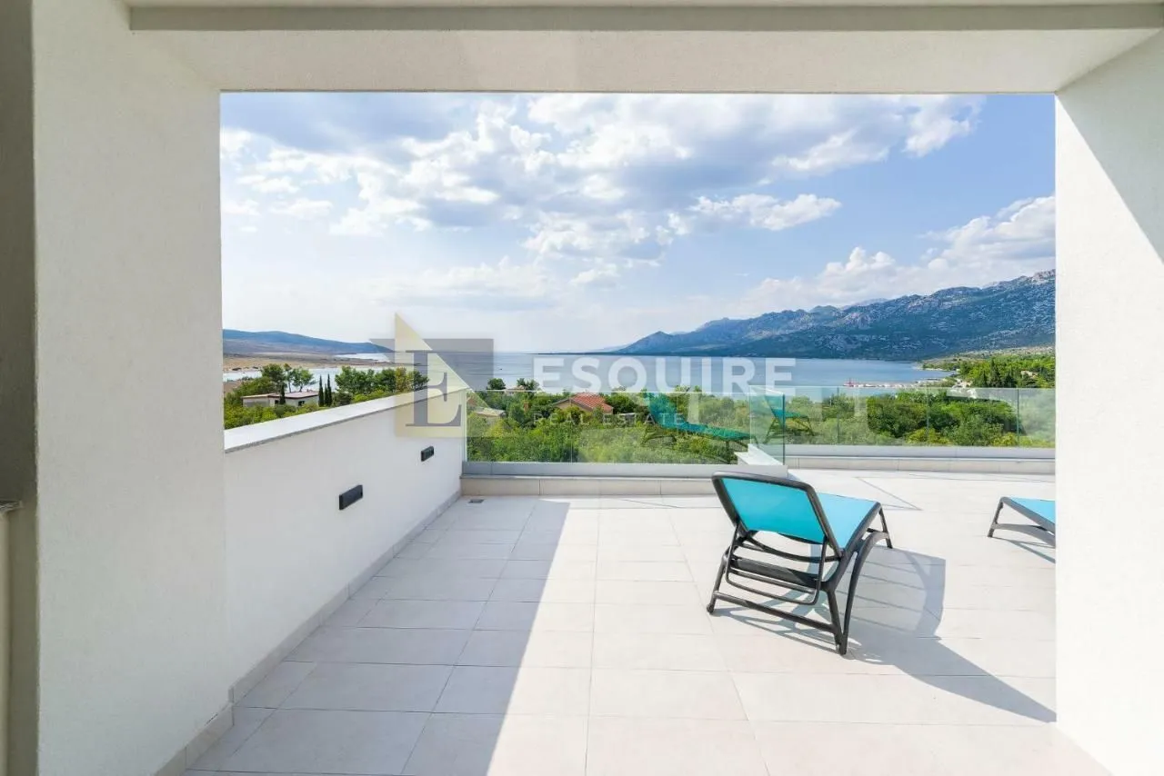 rovanjska - vila katnica s bazenom i velikim vrtom u blizini mora - 270m2 - slika 40