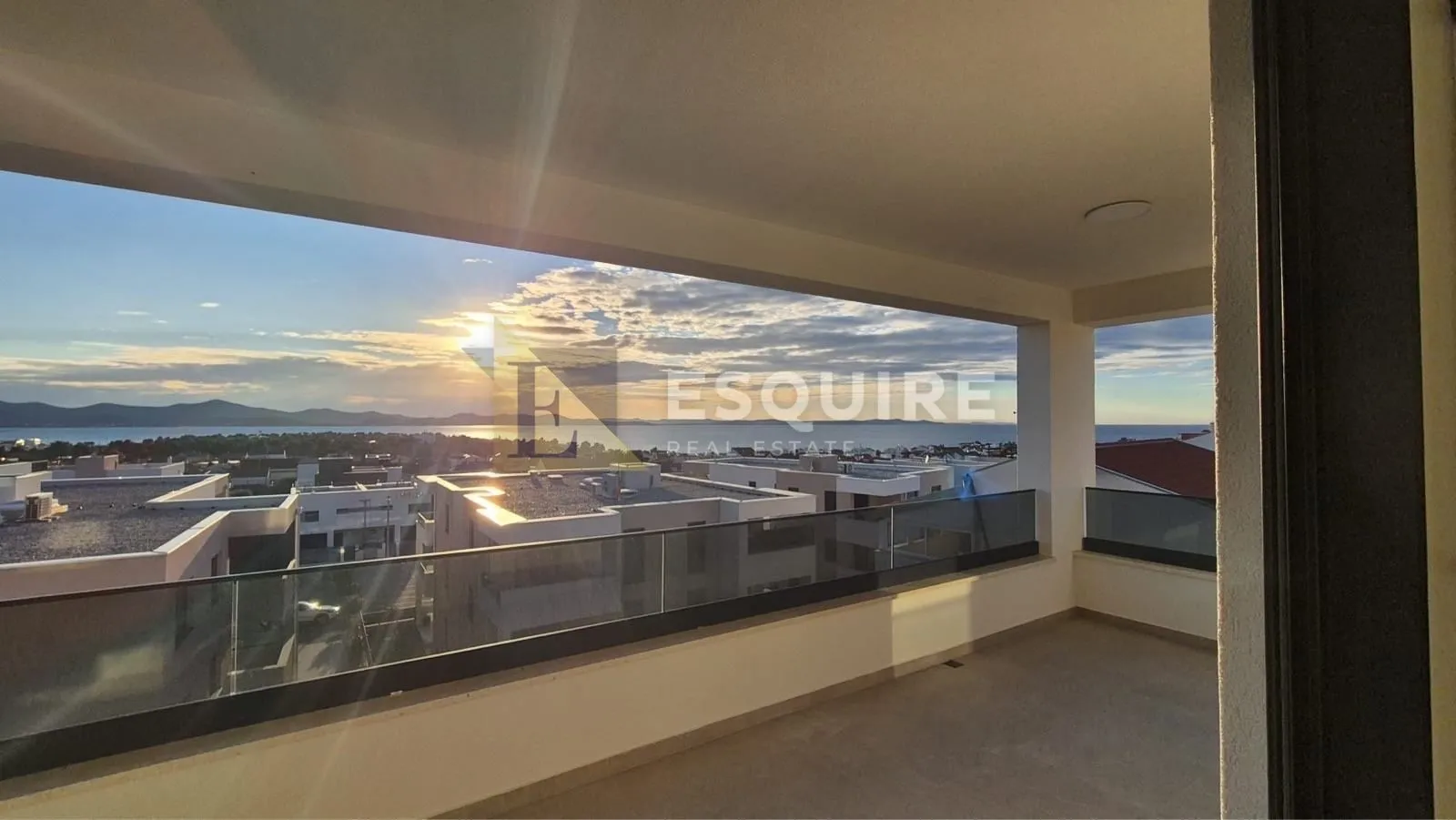 diklovac - luksuzan trosoban penthouse, garaža - 155m2 - slika 3