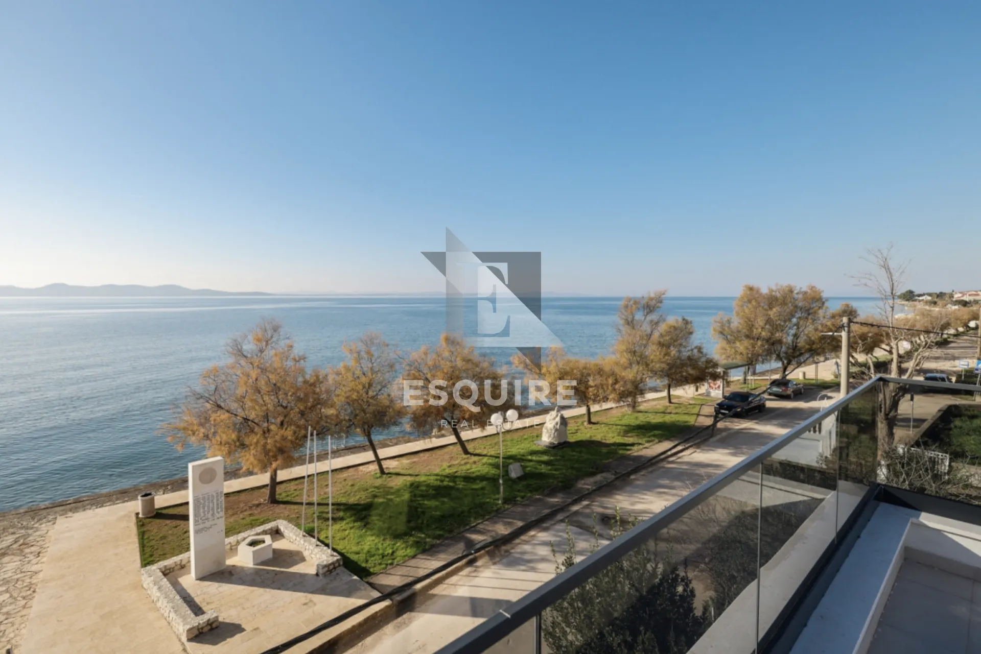 zadar - diklo - četverosobna vila 1. red do mora - 150m2 - slika 24
