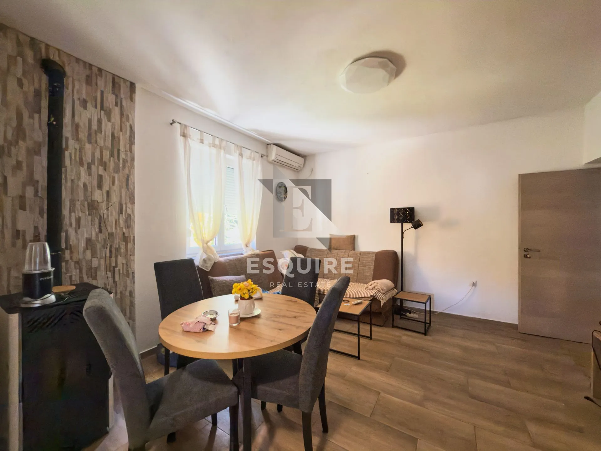 višnjik - dvosoban stan za najam od 01.09.-15.07. - 70m2 - slika 3