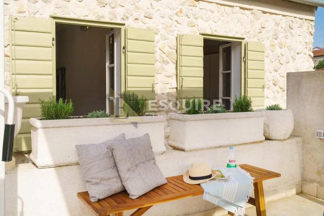 zaton - šibenik - prvi red uz more - luxury stone house - slika 33