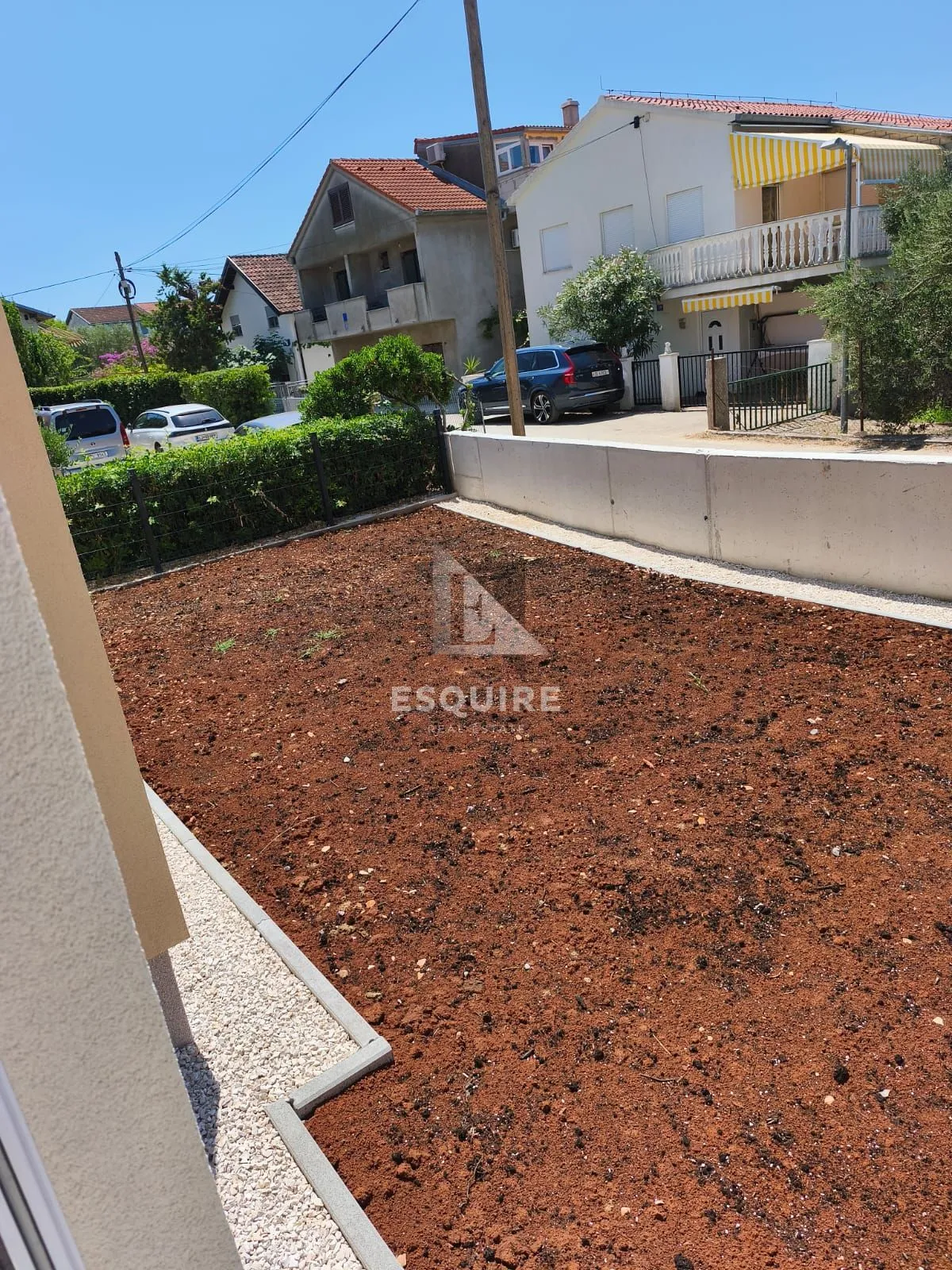 sukošan - trosoban stan u prizemlju s2 samo 60m od mora - 91m2 - slika 3