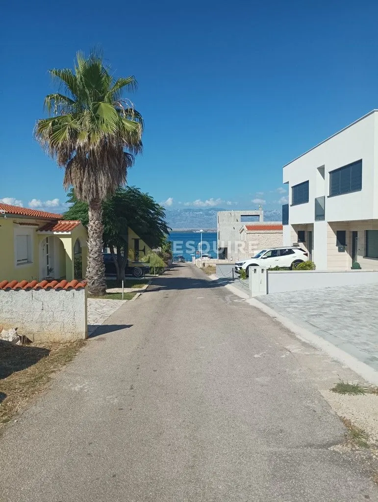 vir - dvojna kuća 90m od mora, novogradnja - 118m2 - slika 12