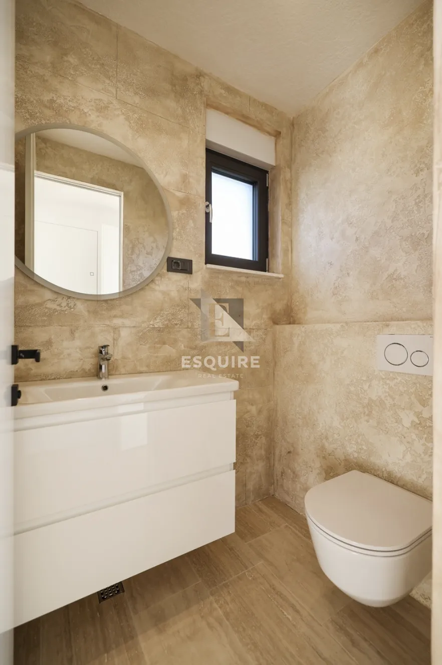 zadar - diklo - četverosobna vila 1. red do mora - 150m2 - slika 14
