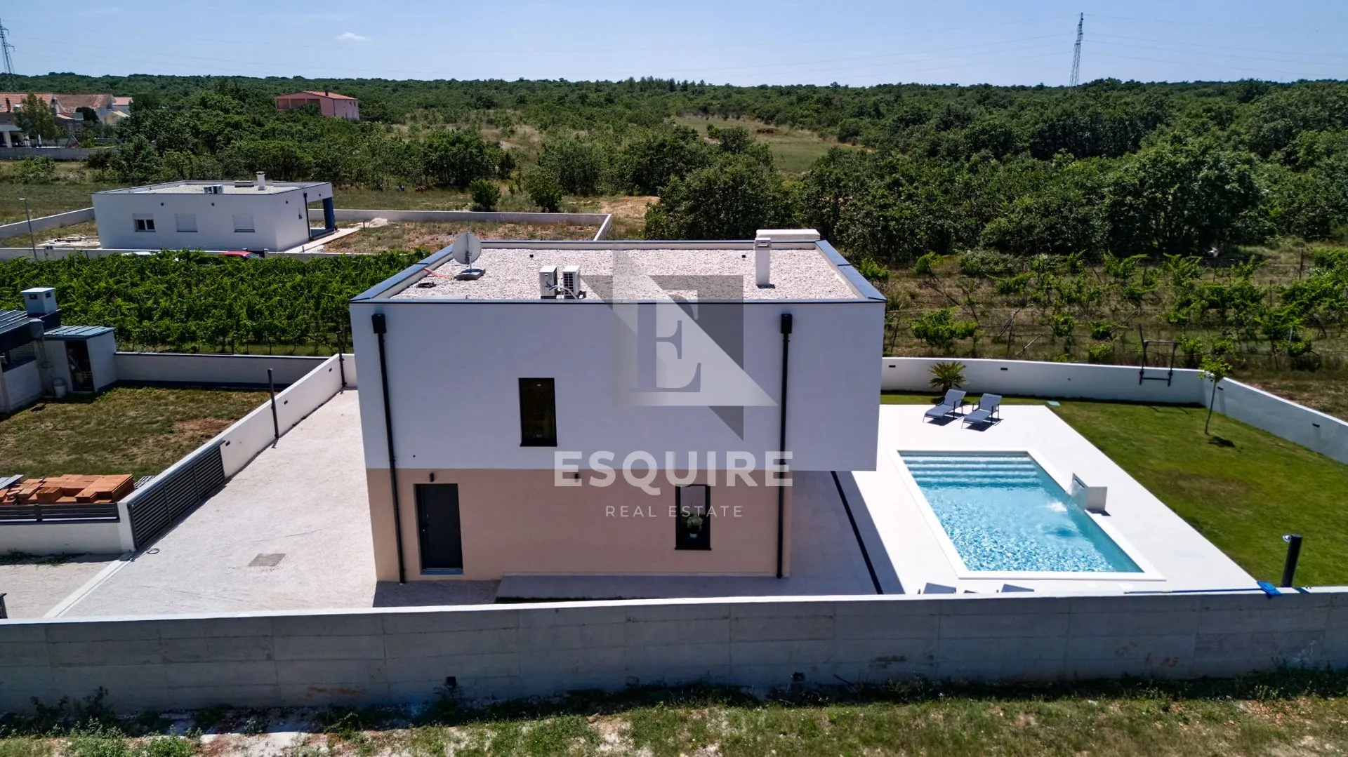 nin - žerava - moderna trosobna vila s bazenom - 188m2 - slika 5