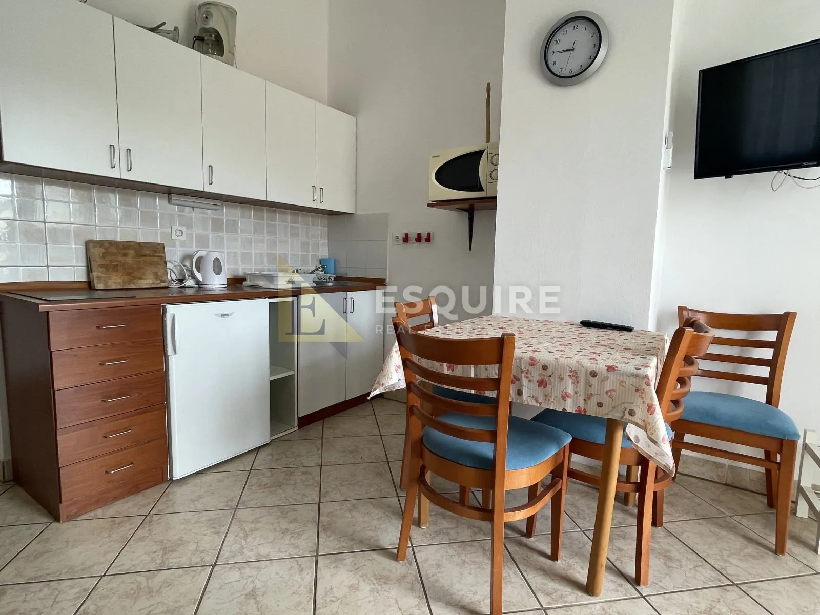 sabunike - apartmanska kuća sa 6 jedinica - 300m2 - slika 7
