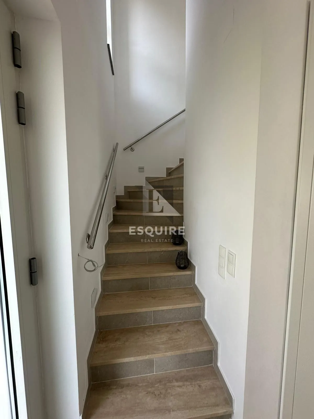 rogoznica - novoizgrađena villa s bazenom i predivni pogledom - slika 17