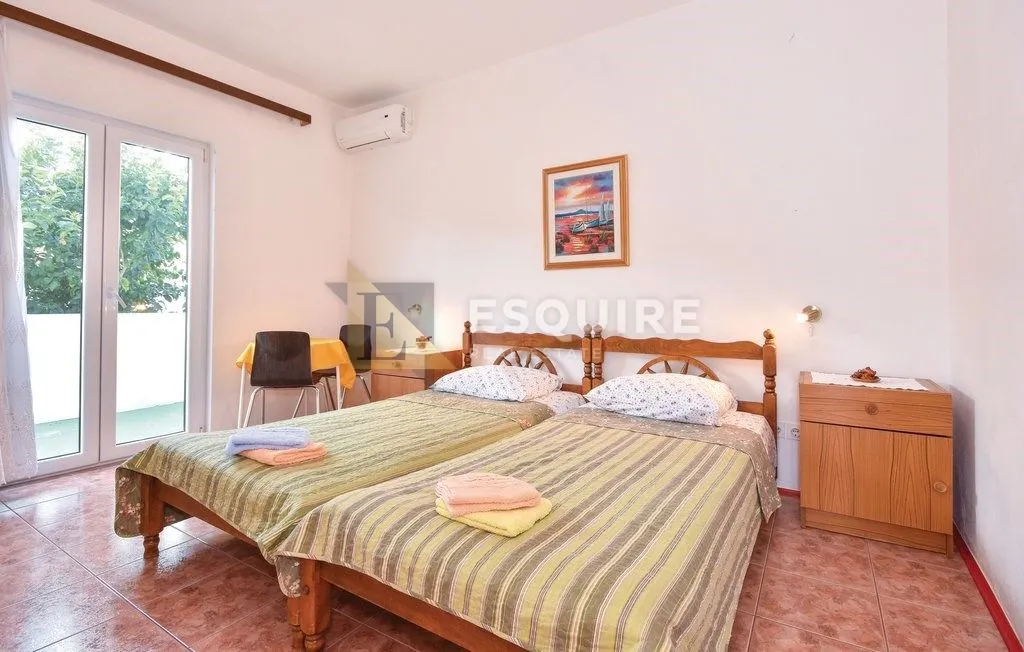 čiovo - slatine villa u prvom redu do mora - slika 10