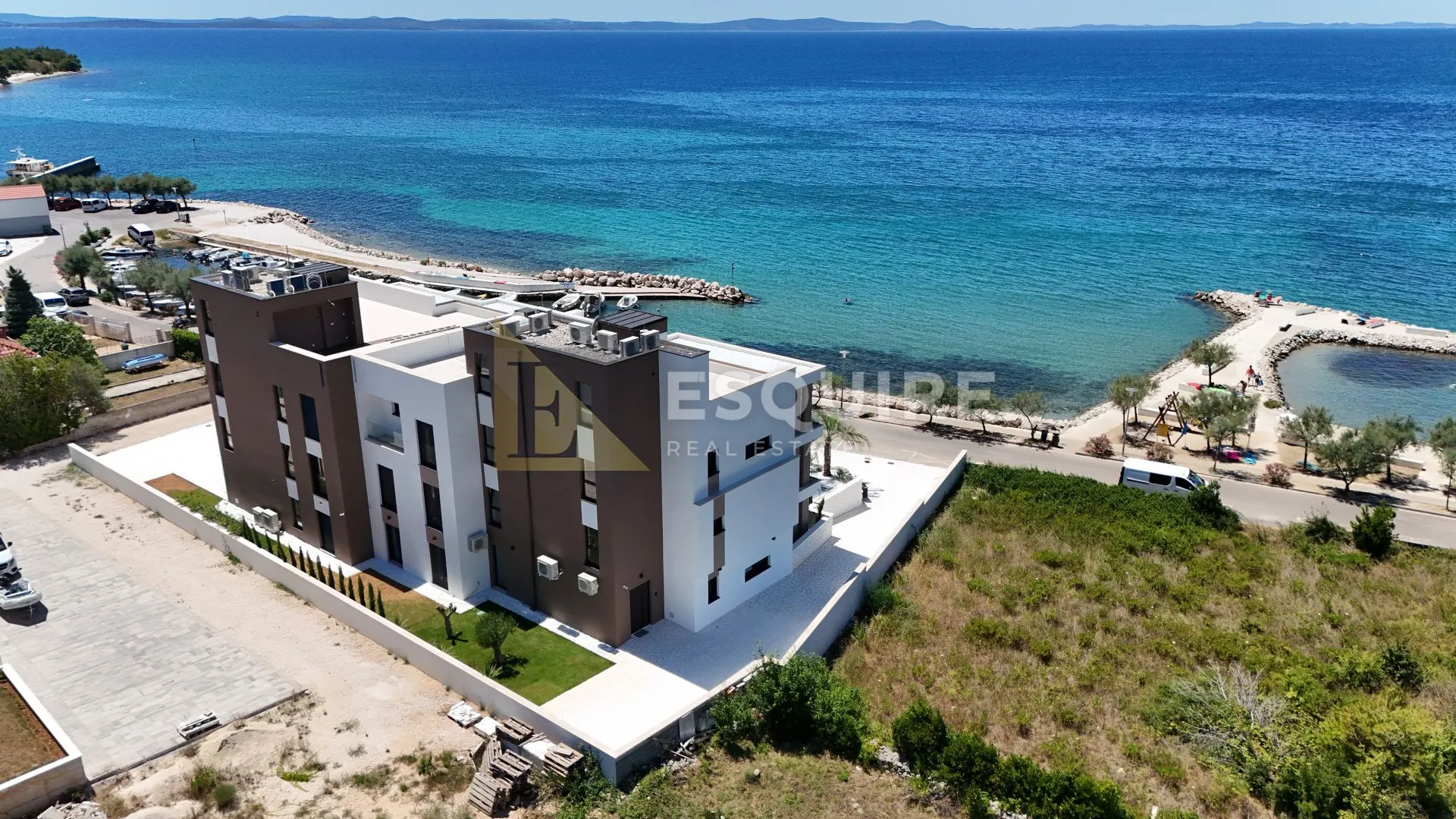 zaton - trosoban penthouse 1. red do mora - 225m2 - slika 6