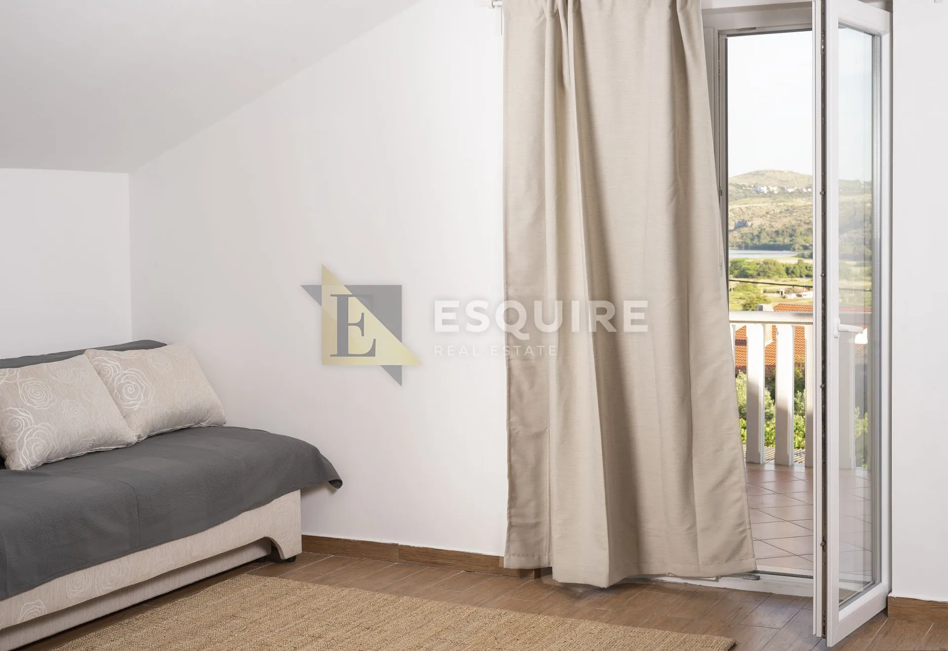 zadar - posedarje impozantna villa sa bazenom - 280m2 - slika 17
