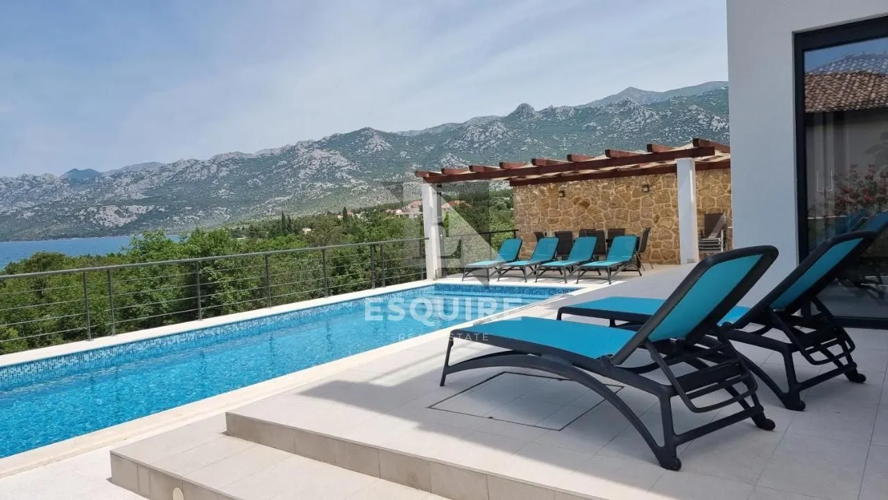 rovanjska - vila katnica s bazenom i velikim vrtom u blizini mora - 270m2 - slika 19