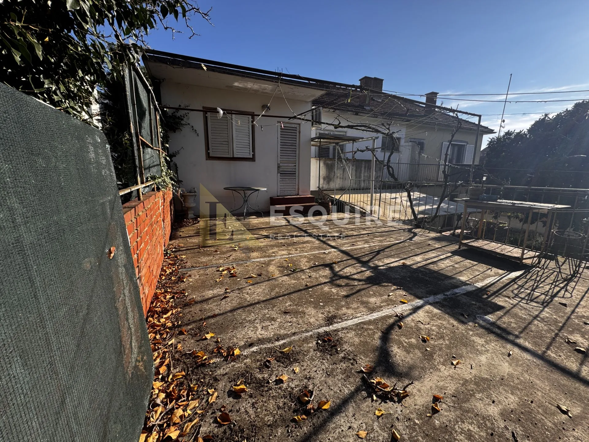 zadar-borik, duplex kuća na odličnoj lokaciji sa dva stana!! - slika 8