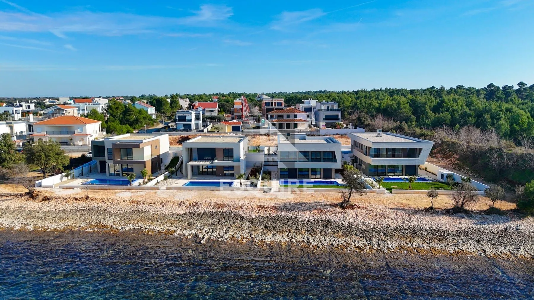 zaton - luksuzna četverosobna vila 1. red do mora - 240m2 - slika 12