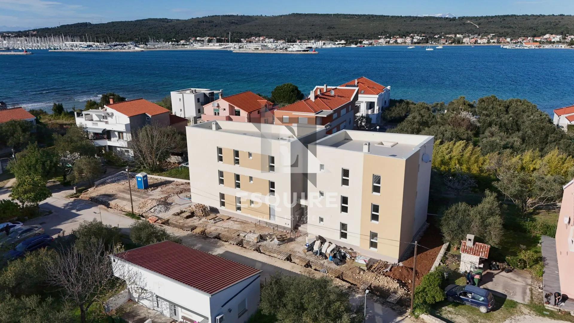 sukošan - trosoban stan u prizemlju s2 samo 60m od mora - 91m2 - slika 41